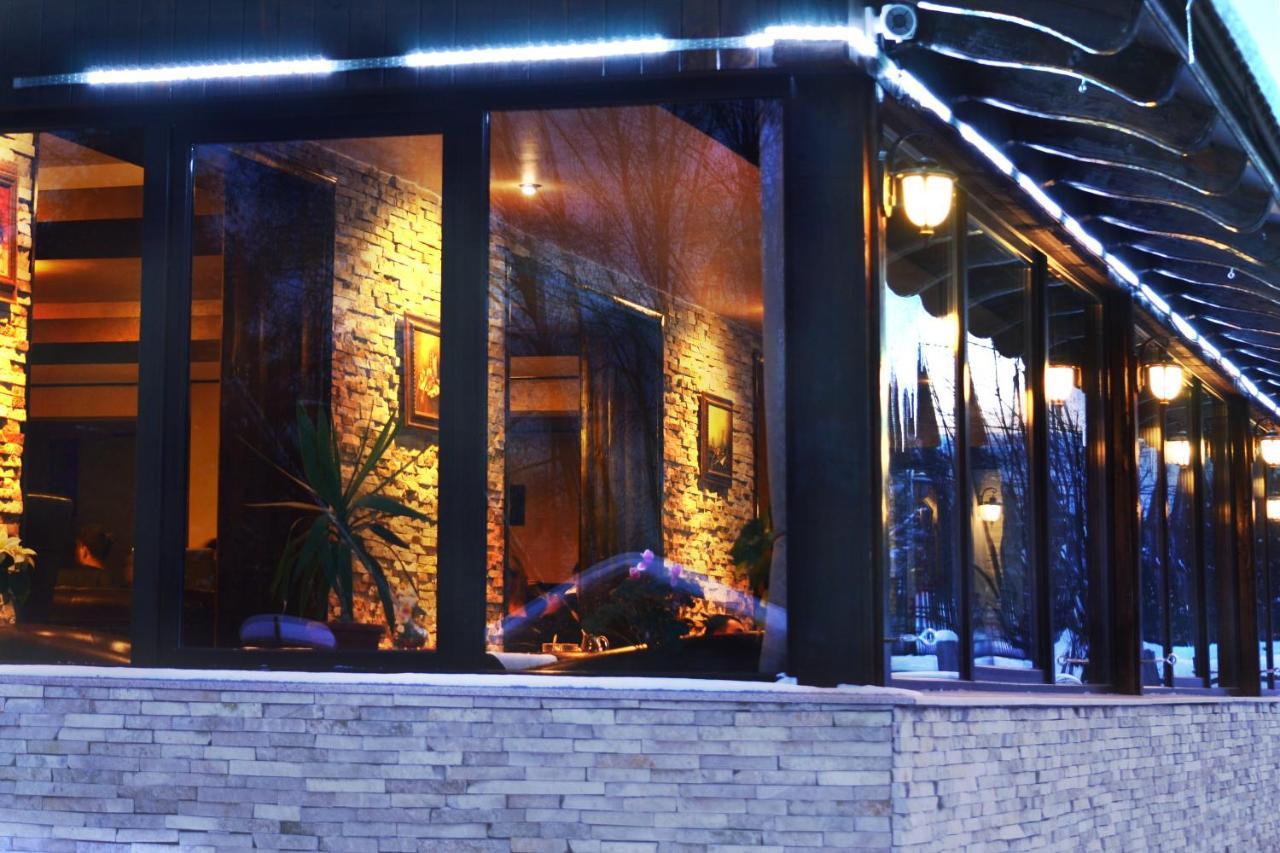 Hanul Simon Pensiune & Restaurant Bran  Bagian luar foto