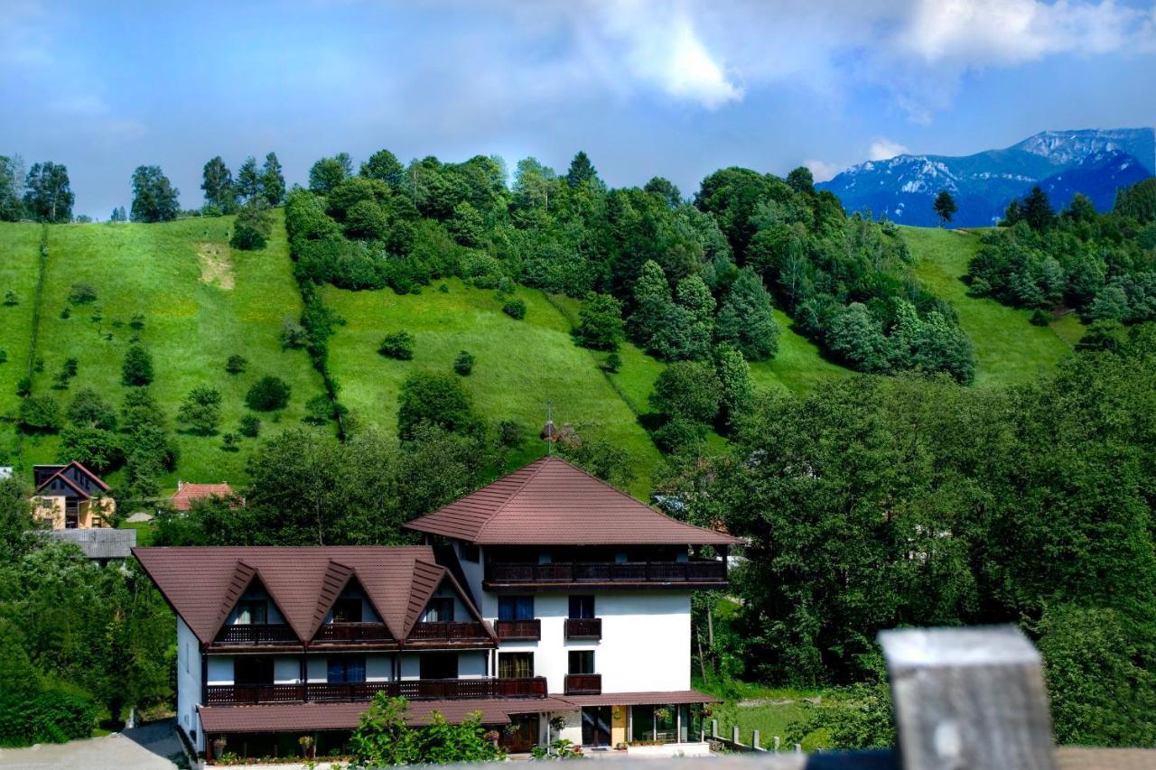 Hanul Simon Pensiune & Restaurant Bran  Bagian luar foto